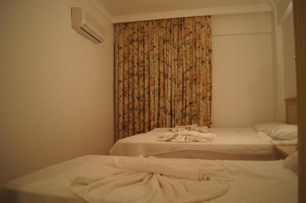 George & Dragon Beach Hotel Μαρμαρίς Δωμάτιο φωτογραφία