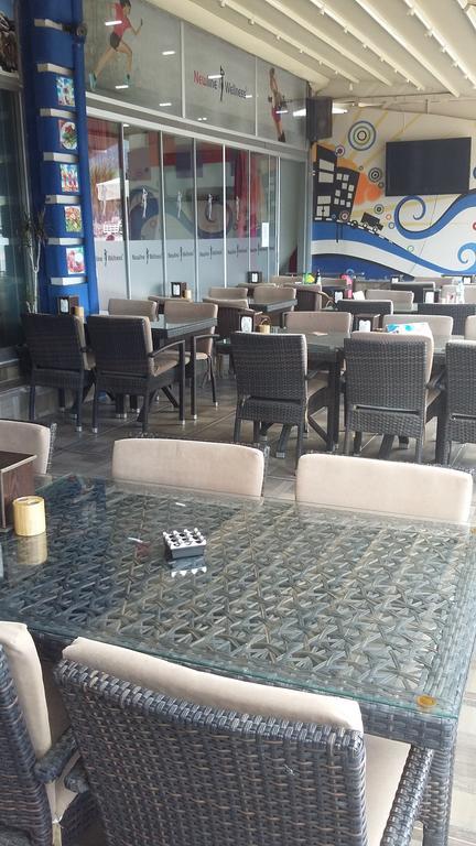 George & Dragon Beach Hotel Μαρμαρίς Εξωτερικό φωτογραφία